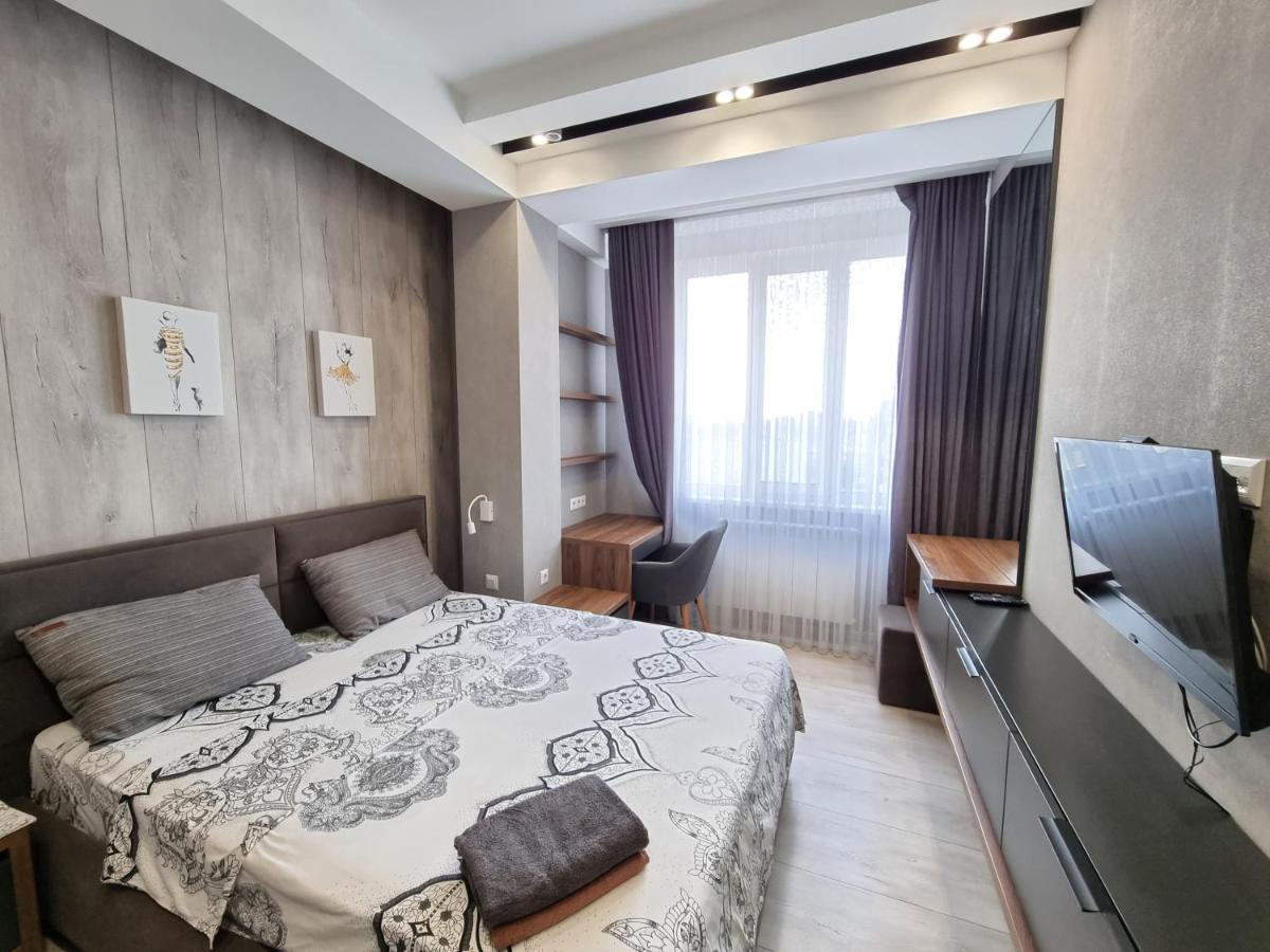 Diplomat The Best Ultra Central Apartaments Kischinau Exterior foto