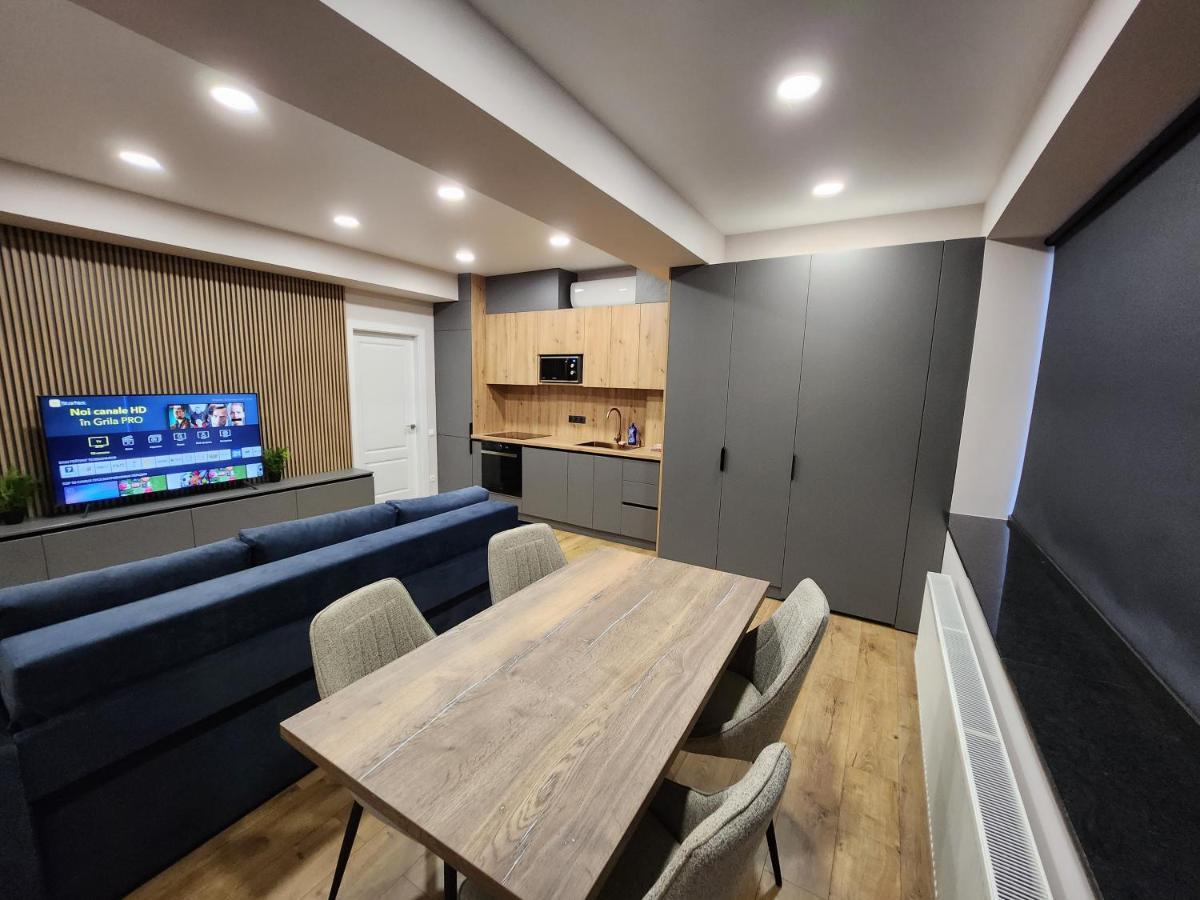 Diplomat The Best Ultra Central Apartaments Kischinau Exterior foto