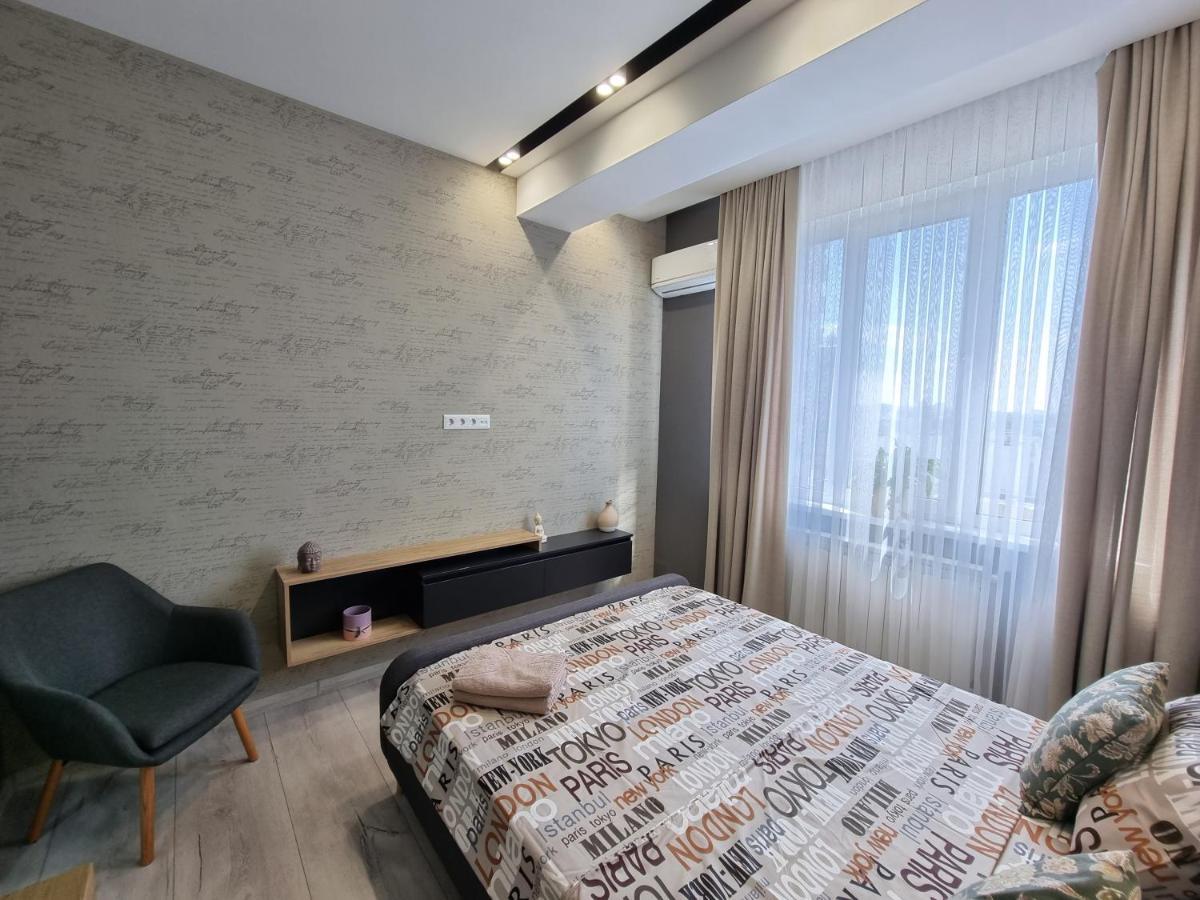 Diplomat The Best Ultra Central Apartaments Kischinau Exterior foto