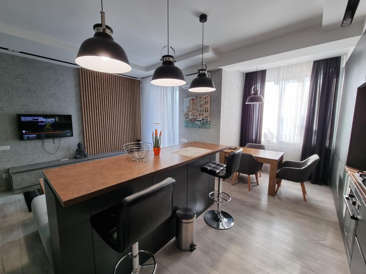 Diplomat The Best Ultra Central Apartaments Kischinau Exterior foto